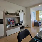 Jacaranda Mit Pool By Interhome Πλάγια ντε λας Αμέρικας