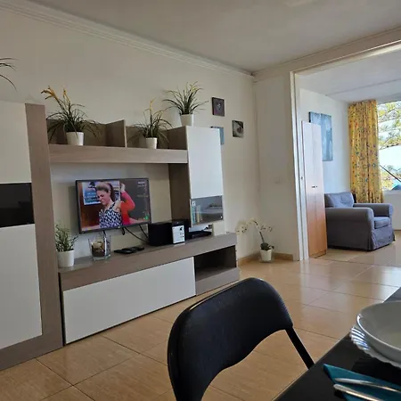 Jacaranda Mit Pool By Interhome פלאייה דה לאס אמריקס