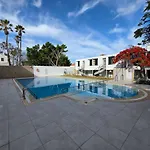 Jacaranda Mit Pool By Interhome * Playa de las Américas