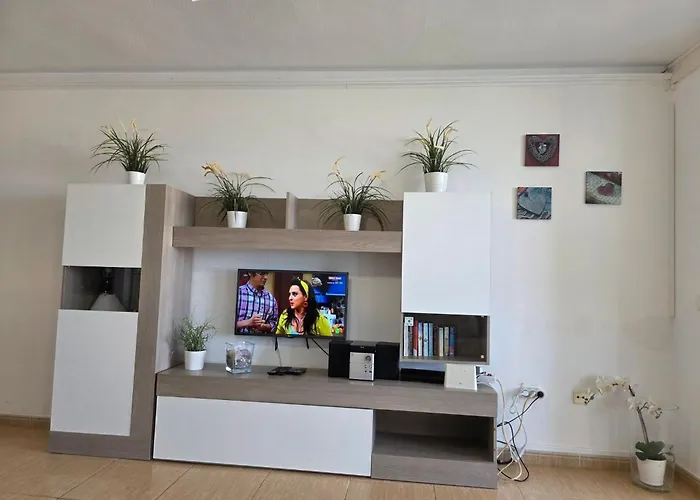 Jacaranda Mit Pool By Interhome Apartman Playa de las Américas